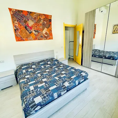Апартаменты Xerxe's House *
